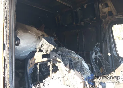 2021 Mercedes-Benz Sprinter 2500 High Roof V6 z USA, uszkodzony, nr VIN W1Y4ECHY3MT064645